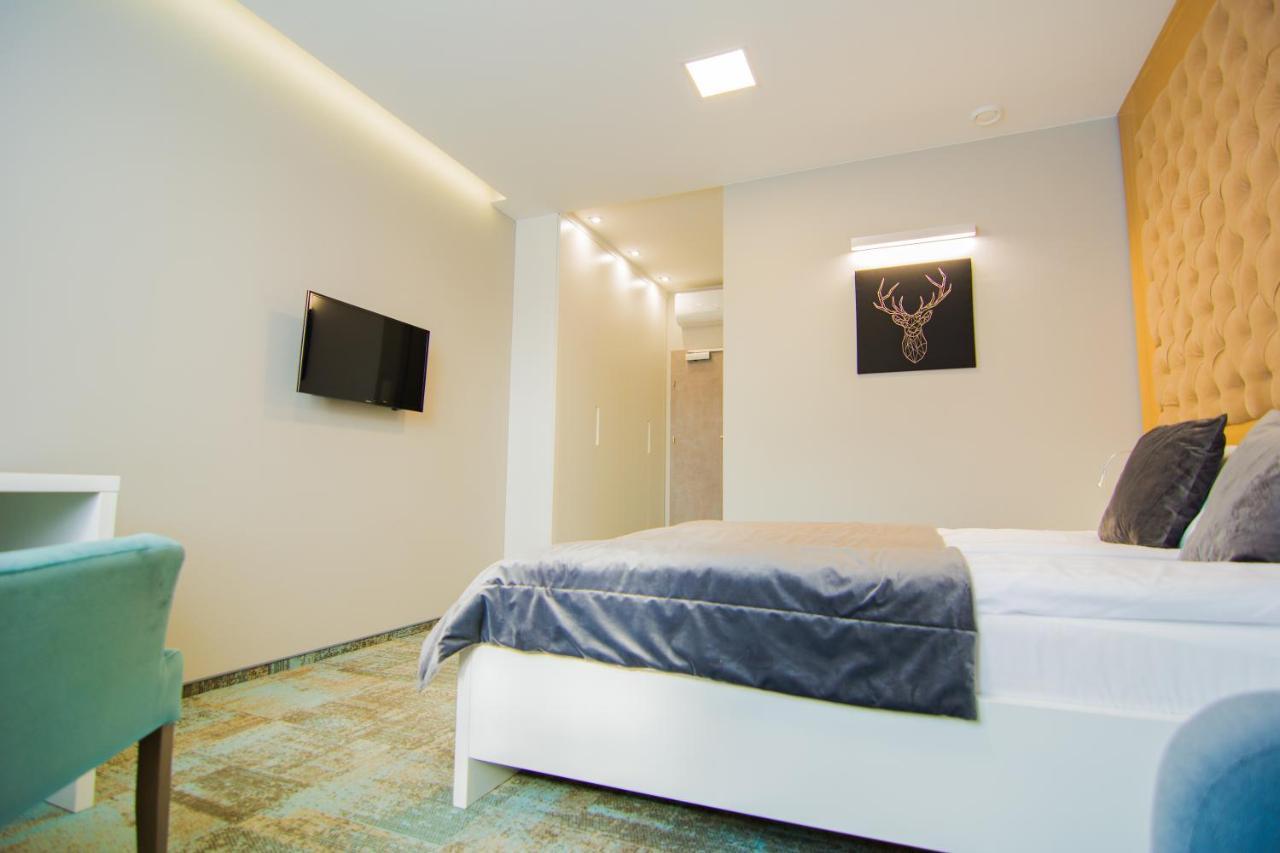 Hotel Sjesta Nowa Sol Extérieur photo